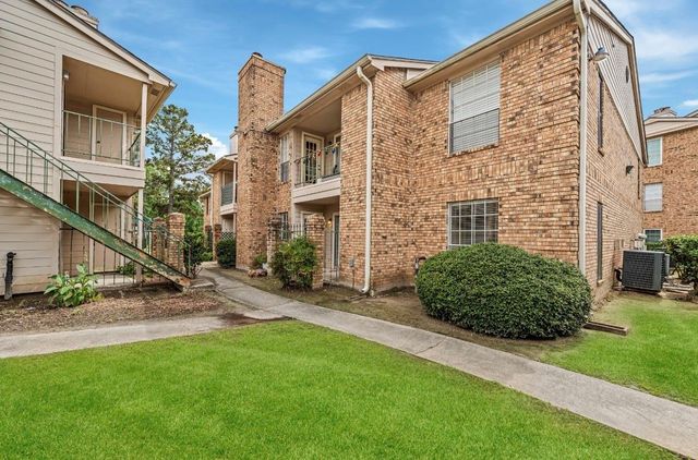 3770 Lovers Wood Lane 807, Houston, TX 77014