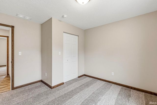 59561 Rosedale Avenue, Elkhart, IN 46517