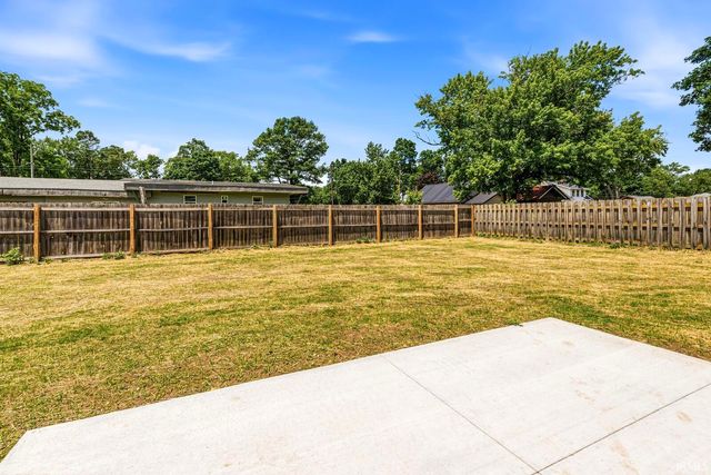 59561 Rosedale Avenue, Elkhart, IN 46517