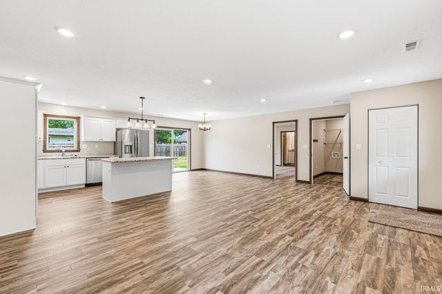 59561 Rosedale Avenue, Elkhart, IN 46517