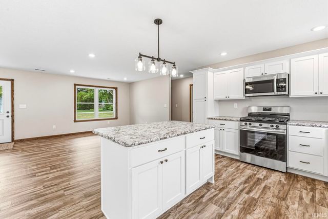 59561 Rosedale Avenue, Elkhart, IN 46517