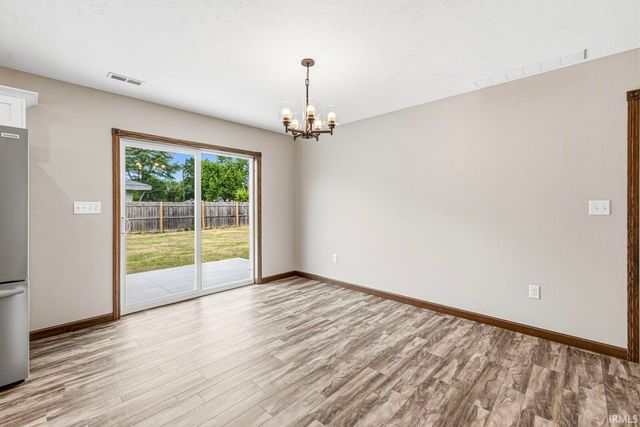 59561 Rosedale Avenue, Elkhart, IN 46517