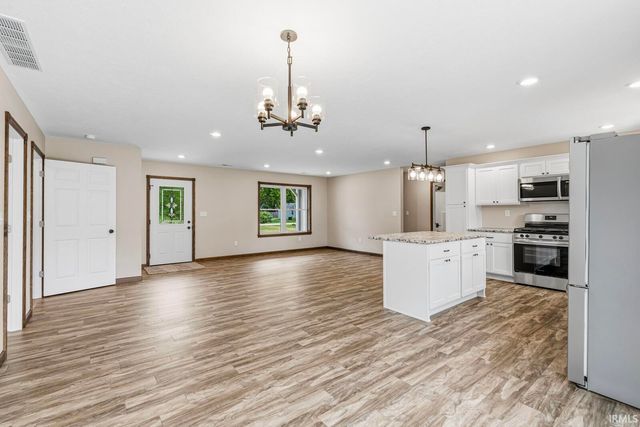 59561 Rosedale Avenue, Elkhart, IN 46517