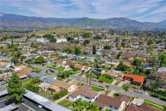1390 Pepper Tree Lane, San Bernardino, CA 92404
