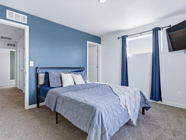 519 Condor Way, Johnstown, CO 80534