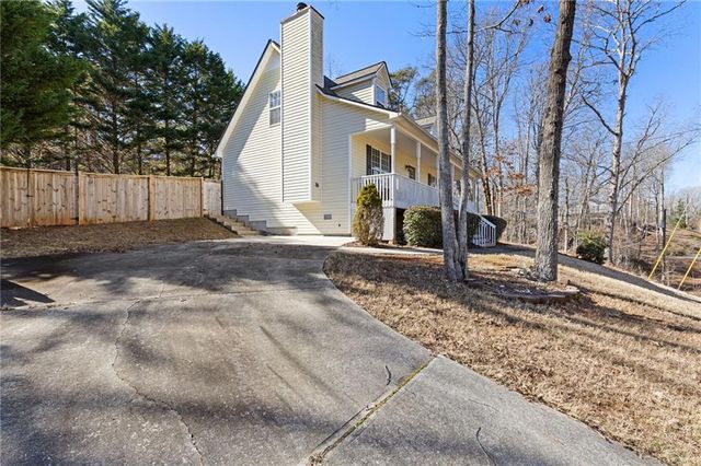 6720 Honeysuckle Lane, Gainesville, GA 30506