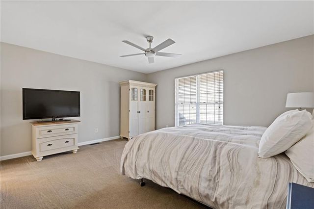 6720 Honeysuckle Lane, Gainesville, GA 30506