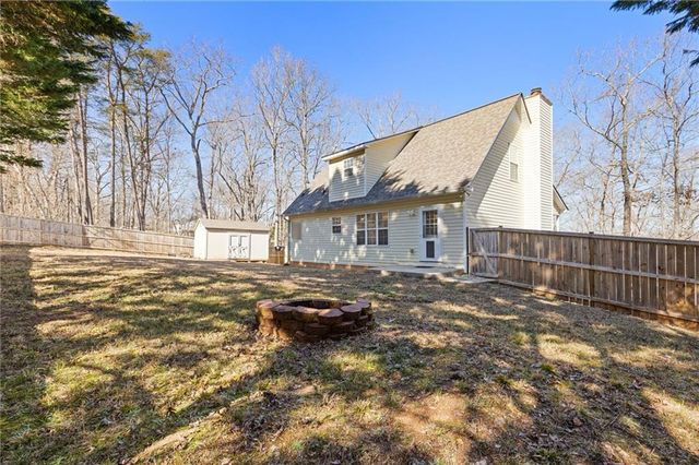 6720 Honeysuckle Lane, Gainesville, GA 30506