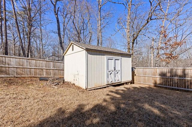 6720 Honeysuckle Lane, Gainesville, GA 30506