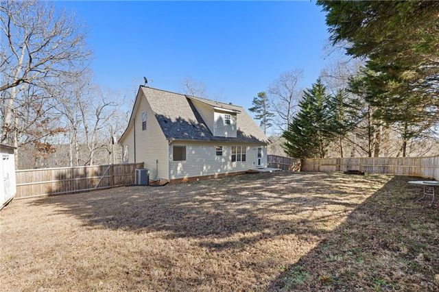 6720 Honeysuckle Lane, Gainesville, GA 30506