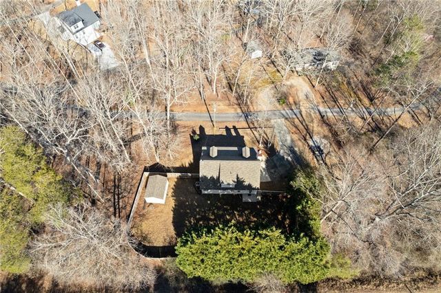 6720 Honeysuckle Lane, Gainesville, GA 30506