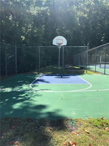 6720 Honeysuckle Lane, Gainesville, GA 30506