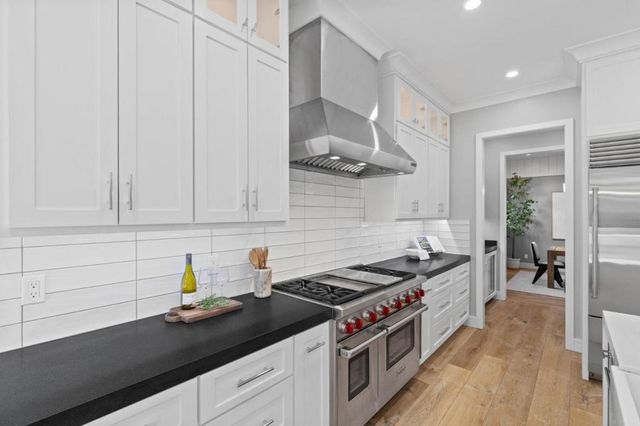 1144 McKinley Street, Redwood City, CA 94061