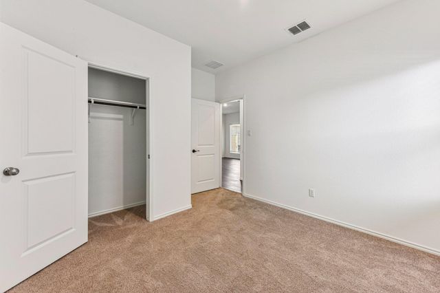 312 The Bad WAY, Jarrell, TX 76537