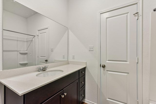 312 The Bad WAY, Jarrell, TX 76537