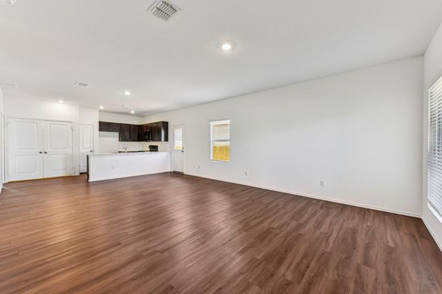 312 The Bad WAY, Jarrell, TX 76537