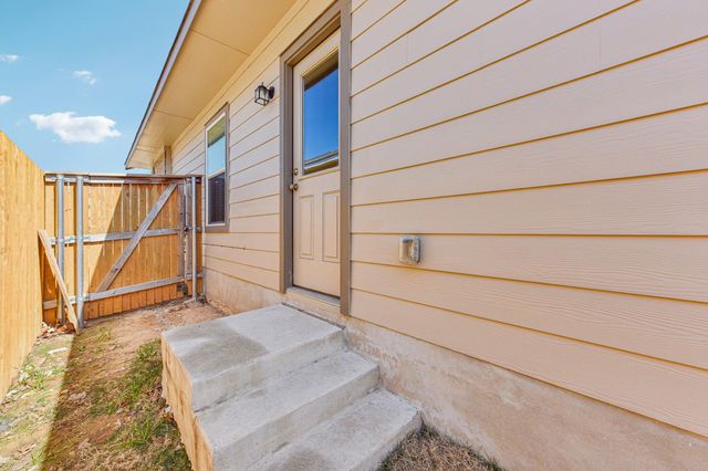 312 The Bad WAY, Jarrell, TX 76537