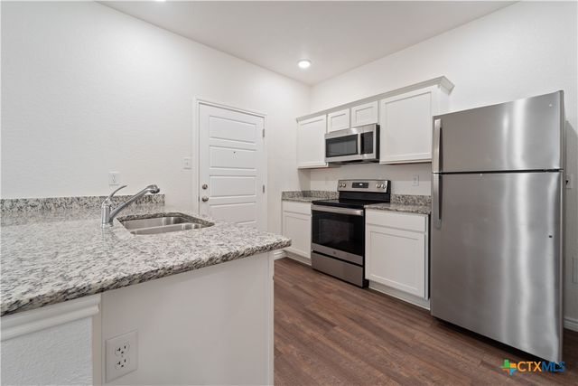 1110 Carlsberg Drive B, Killeen, TX 76549