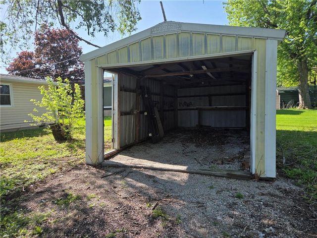 216 Williams Street, Chillicothe, MO 64601