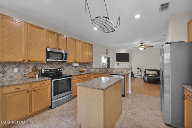 2224 W CLOVELLY Lane, St. Augustine, FL 32092