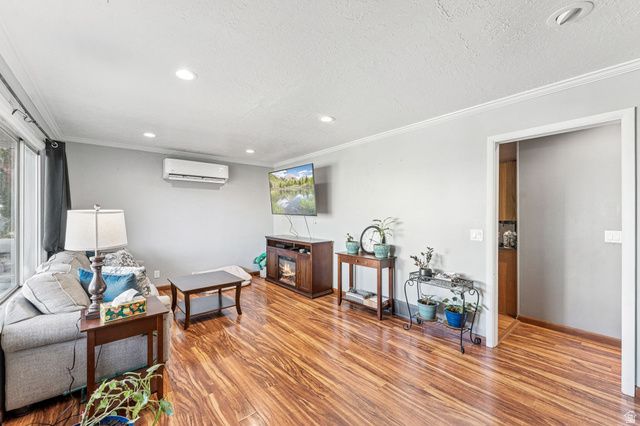 728 E EMPIRE AVE, Salt Lake City, UT 84106