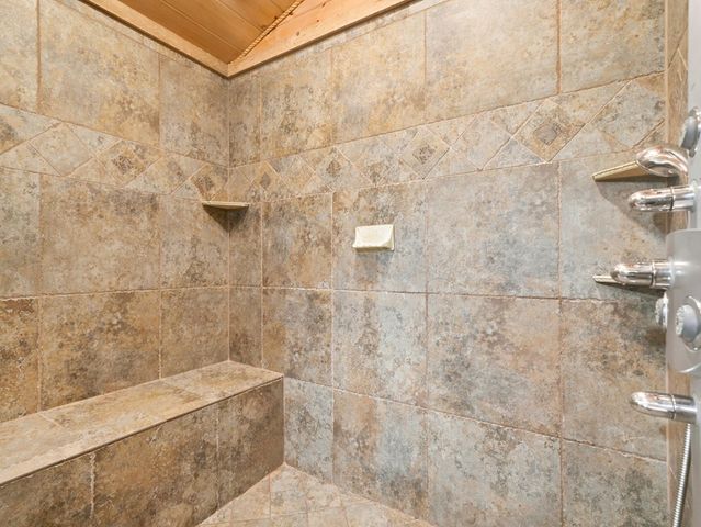 516 Endless View Road, Mineral Bluff, GA 30559
