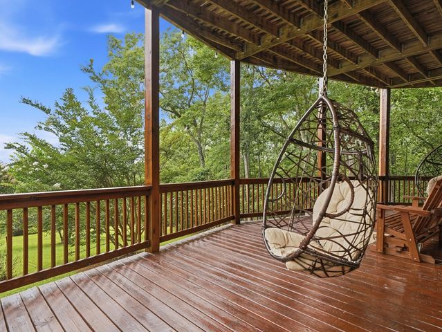 516 Endless View Road, Mineral Bluff, GA 30559