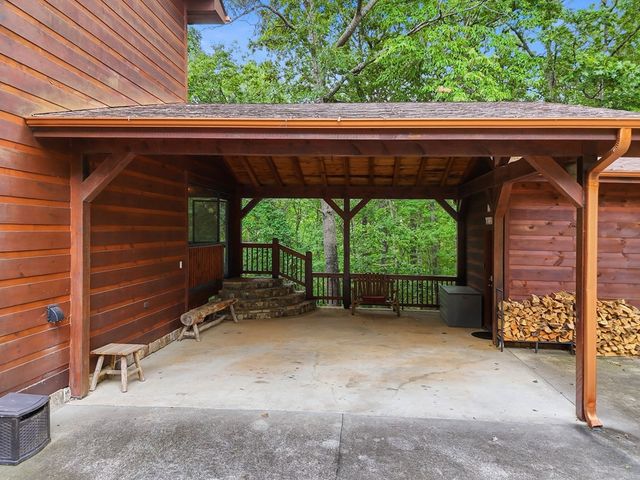 516 Endless View Road, Mineral Bluff, GA 30559