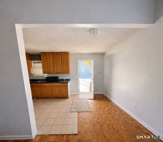 44 ABCD Angel Drive, Waterbury, CT 06708