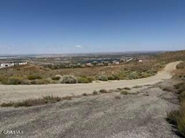 850 Shaner Road, Palmdale, CA 93551