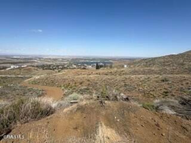 850 Shaner Road, Palmdale, CA 93551
