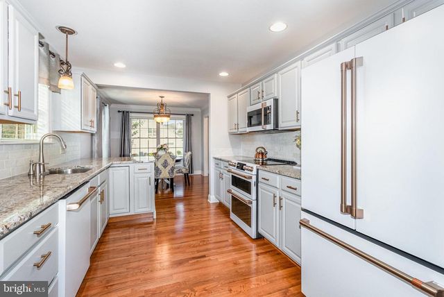 4338 N VICTORIA WAY, Harrisburg, PA 17112