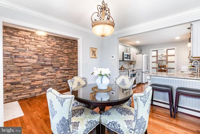 4338 N VICTORIA WAY, Harrisburg, PA 17112