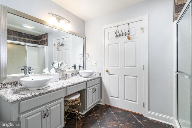 4338 N VICTORIA WAY, Harrisburg, PA 17112