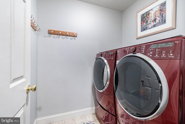 4338 N VICTORIA WAY, Harrisburg, PA 17112