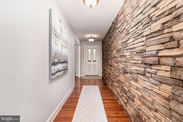 4338 N VICTORIA WAY, Harrisburg, PA 17112