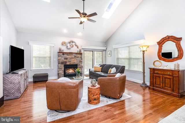 4338 N VICTORIA WAY, Harrisburg, PA 17112