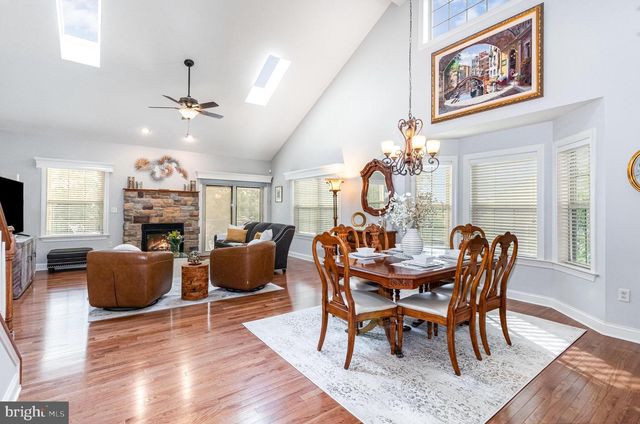 4338 N VICTORIA WAY, Harrisburg, PA 17112