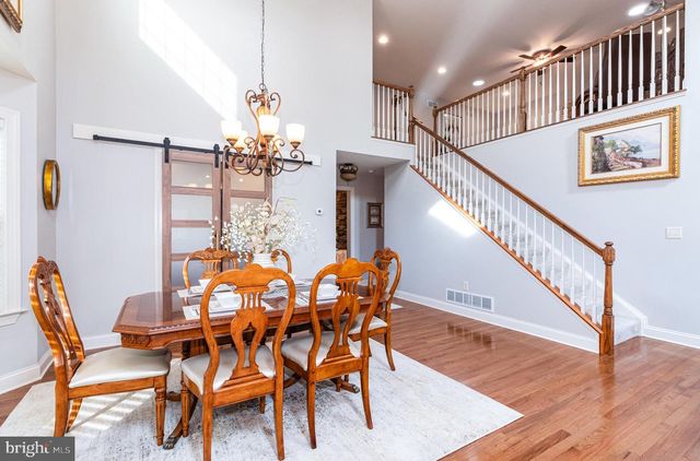 4338 N VICTORIA WAY, Harrisburg, PA 17112