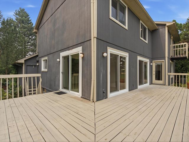 3926 Lakes Edge Drive, Commerce Twp, MI 48382