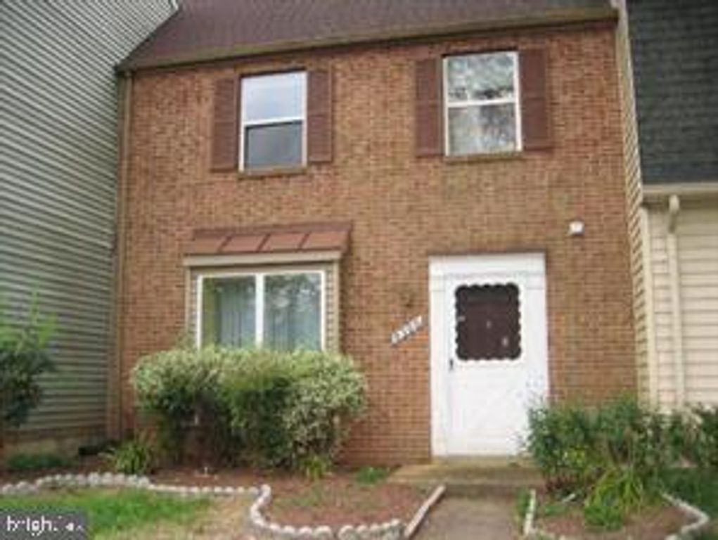 8300 SUNNYSIDE CT, Manassas Park, VA 20111