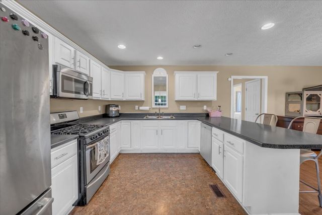 317 Druid Ln, Tullahoma, TN 37388