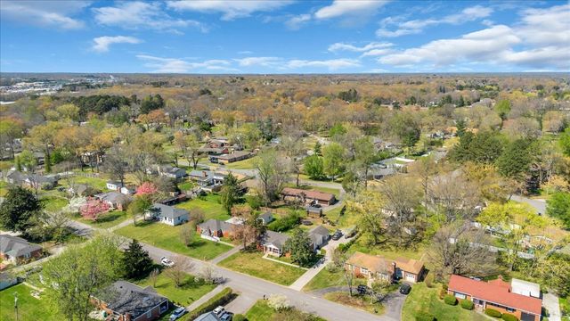 317 Druid Ln, Tullahoma, TN 37388