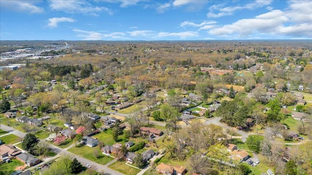 317 Druid Ln, Tullahoma, TN 37388