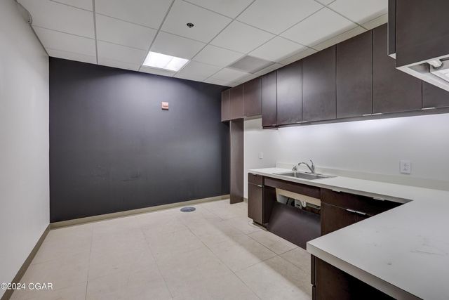 1027 Main Street, 405, Joplin, MO 64804
