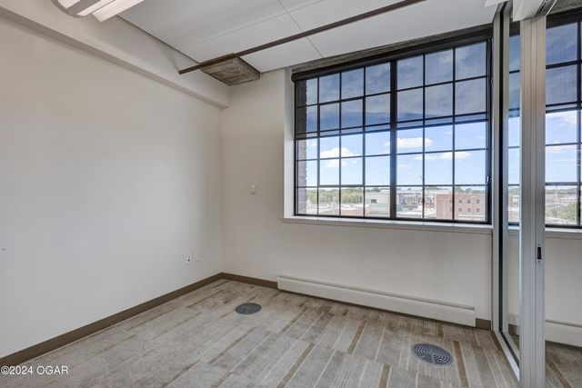 1027 Main Street, 405, Joplin, MO 64804