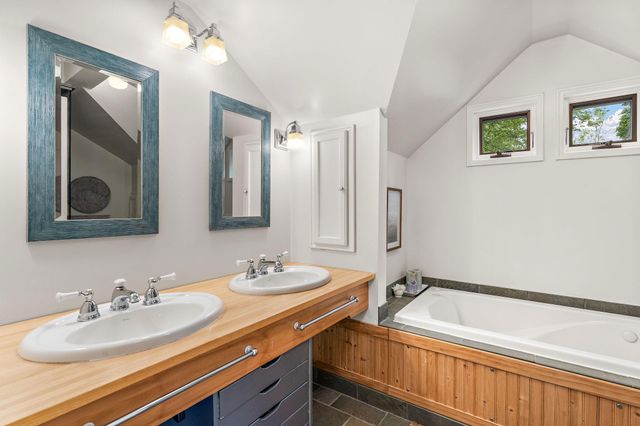 5249 Zenith Avenue S, Minneapolis, MN 55410