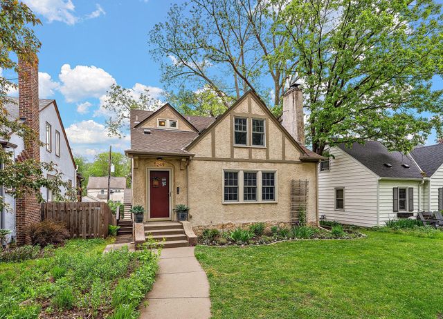 5249 Zenith Avenue S, Minneapolis, MN 55410