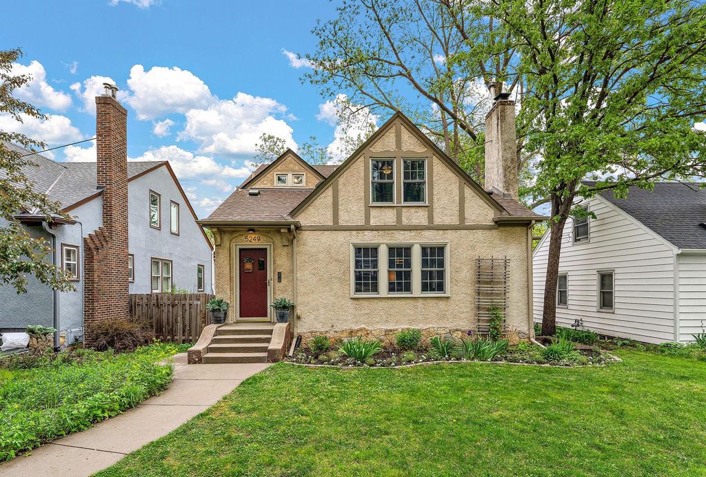 5249 Zenith Avenue S, Minneapolis, MN 55410