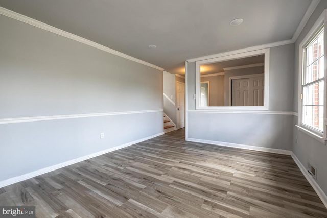 66 LONGWOOD DR, Stratford, NJ 08084